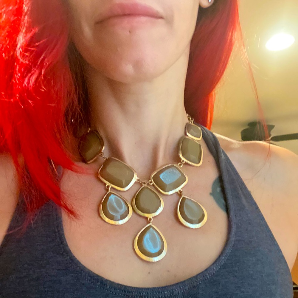 Chunky statement necklace